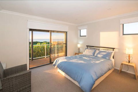 Jay's Beach House - Mackay Tourism 2