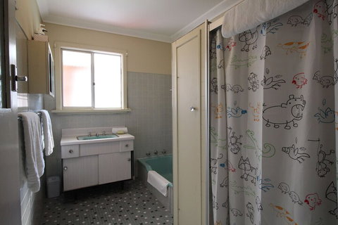 The White House - Mackay Tourism 3