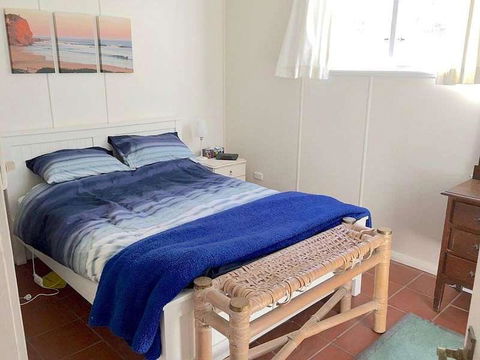 Wisteria Cottage On The Lagoon / Beach - Mackay Tourism 2