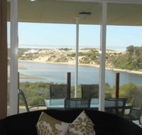 River Panorama Beach House - Mackay Tourism