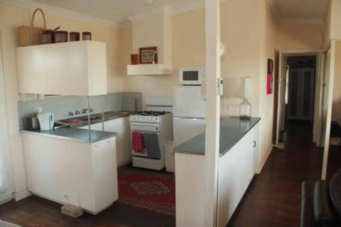 Sand N Sun Beach House - Mackay Tourism 7