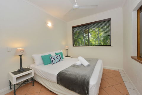 Seascape Holidays - Coral Apartments - Mackay Tourism 3