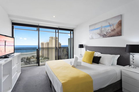 Holiday Holiday Circle On Cavill - Mackay Tourism 1