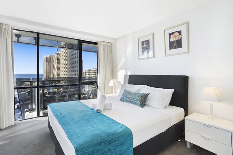 Holiday Holiday Circle On Cavill - Mackay Tourism 6