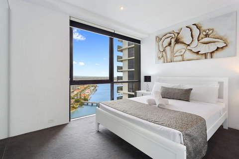 Holiday Holiday Circle On Cavill - Mackay Tourism 2