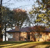 Polperro Farmhouse - Mackay Tourism
