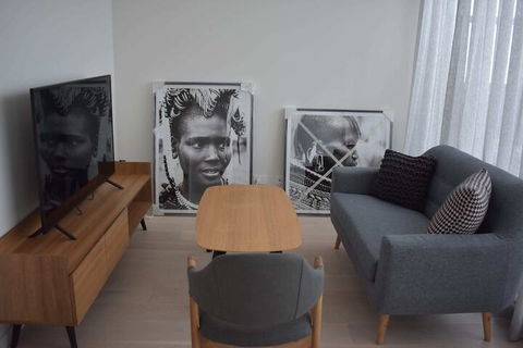 Modern 1 Bedroom Apartment South Yarra - Mackay Tourism 6