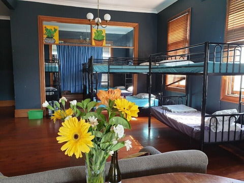 Bert's Backpackers - Mackay Tourism 4