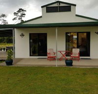 Froggy Hollow Holiday Cottage - Mackay Tourism