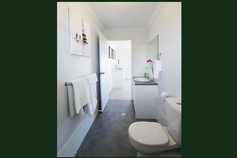 Gumnut Getaway BnB - Mackay Tourism 3