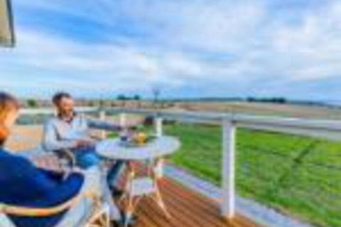 Coastal Lodge - Mackay Tourism 0