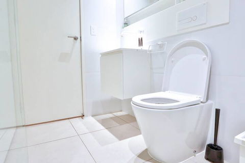 South Yarra Claremont Apartment - Mackay Tourism 7