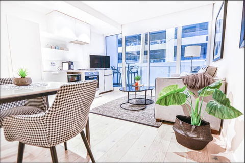 South Yarra Claremont Apartment - Mackay Tourism 5