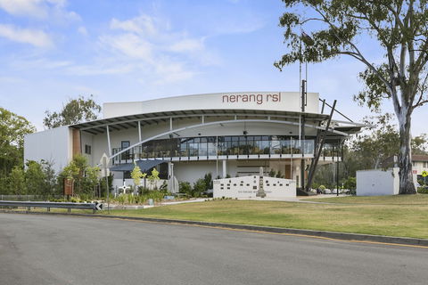 Fountain View Villa - Q Stay - Mackay Tourism 1