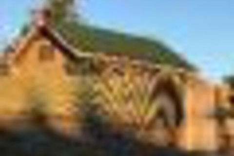 Charming & Historic Green Gables Dairy House - Mackay Tourism 2