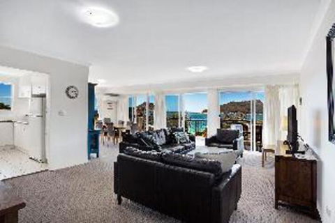 3 Bedroom Apartment Albacore Unit 6 12 Ondine Close - Mackay Tourism 0