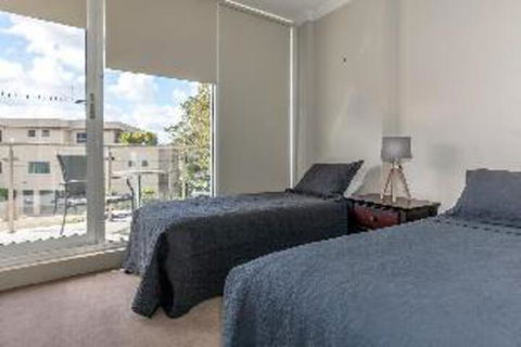 3 Bedroom Apartment Oasis Unit 3 / 5 - Mackay Tourism 2