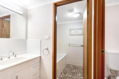 3 Bedroom Apartment Bay Parklands Unit 65 / 2 Gowrie Avenue - Mackay Tourism 5