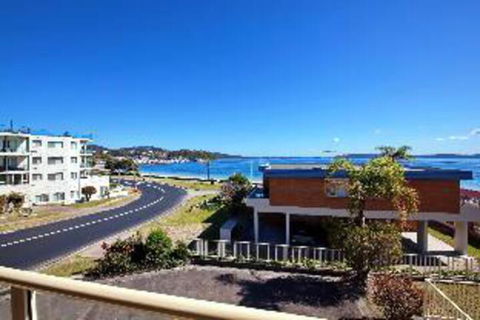 1 Bedroom Apartment Blue Vista Unit 8 - Mackay Tourism 2