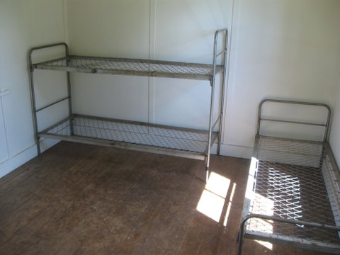 Brackens Hut - Mackay Tourism 4