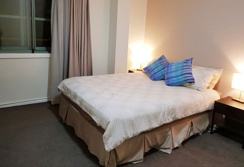 Darling Harbour Modern 1 Bedroom Apartment - Mackay Tourism 4