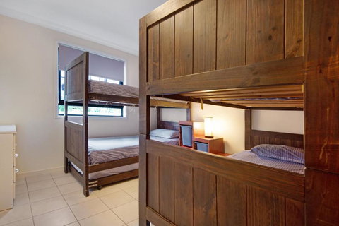 Oasis Apartments - Mackay Tourism 1