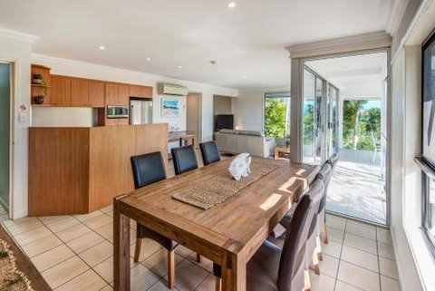 Oasis Apartments - Mackay Tourism 6