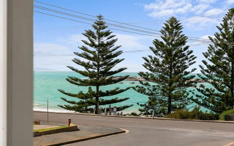 Port Elliot Beachcomber - Mackay Tourism 4