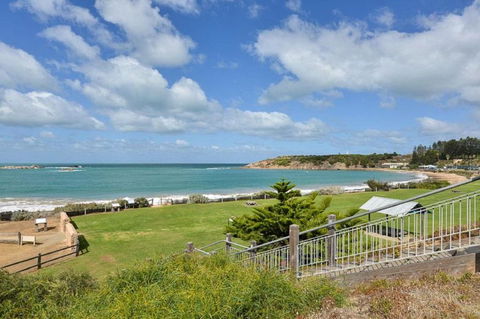 Port Elliot Beachcomber - Mackay Tourism 5