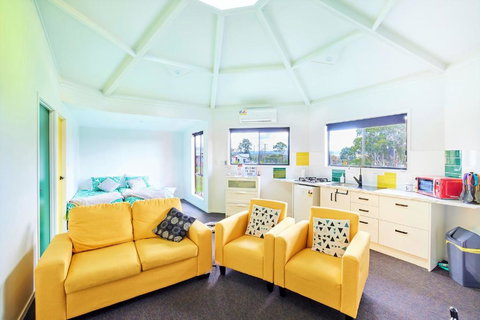 Zuny Yurt - Mackay Tourism 2