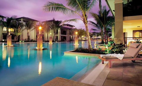Sea Temple Luxury Penthouse & King Spa Studio Apartments - Mackay Tourism 2