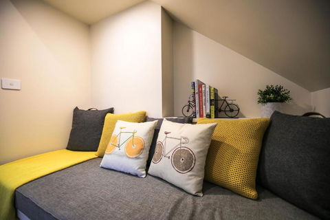 A Pear Tree Loft - Mackay Tourism 2