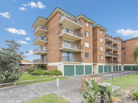 Fairleigh Unit 1 - Mackay Tourism 2