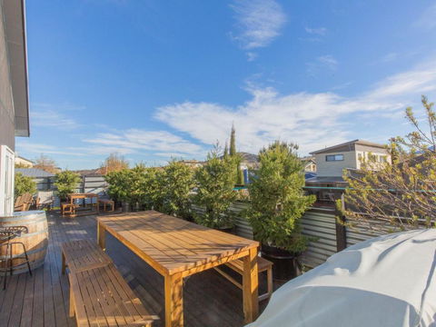 Oak & Barrel / 7 Twynam Street - Mackay Tourism 6