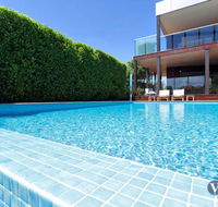 Seaview Stunning Bay Views - Mackay Tourism
