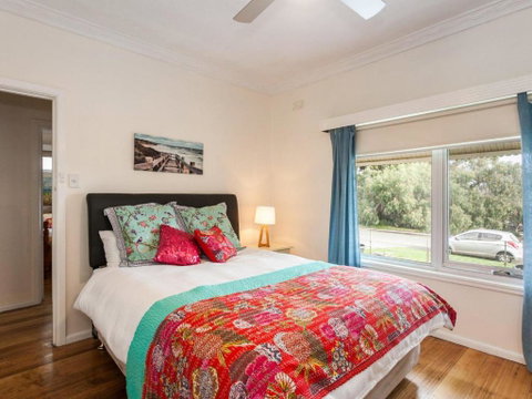 OCEAN SOUNDS Anglesea - Mackay Tourism 5