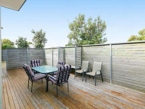ONE LEVEL At BROADBEACH RESORT - Mackay Tourism 1