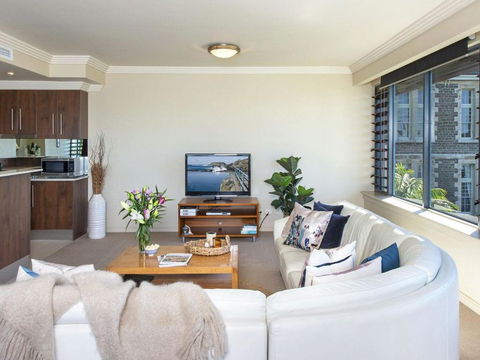 Platinum PenthouseatThe Sebel On The Harbourfront - Mackay Tourism 5