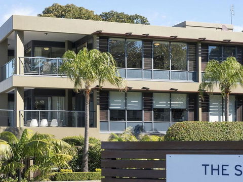 Platinum PenthouseatThe Sebel On The Harbourfront - Mackay Tourism 6