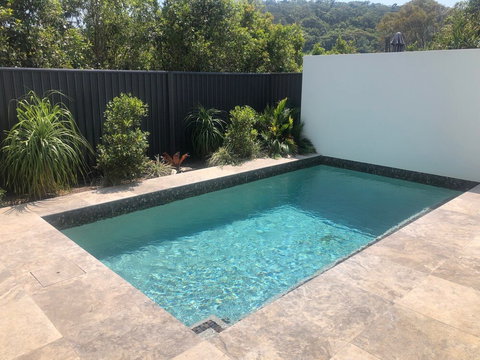 Ocean Views Luxury Living In Noosa Heads Unit 2 / 13 Angler Street - Mackay Tourism 0
