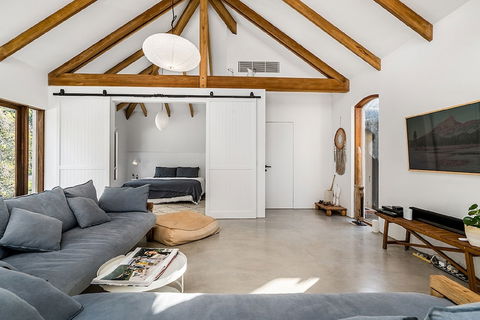Your Luxury Escape - Fairway - Mackay Tourism 5