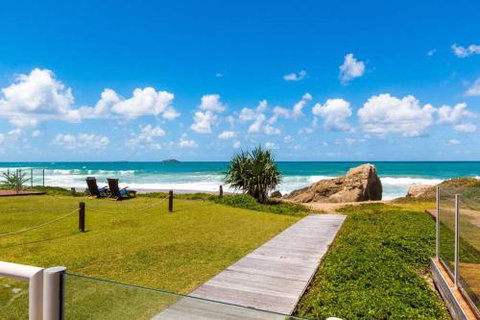 Sapphire Seas Beach House - Mackay Tourism 6