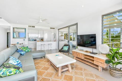 Unit 6 Rainbow Sea Rainbow Beach Amazing Ocean Views Aircon Wi Fi Pool Walk To Beach - Mackay Tourism 6