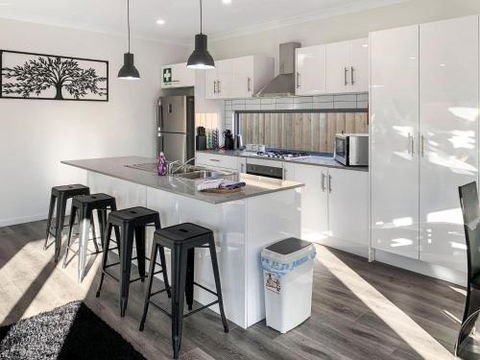 Brand New Home 10 Mins To Beach Torquay Geelong Deakin Hospitals - Mackay Tourism 2