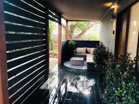 Carinya Coastal Cottage - Mackay Tourism 1