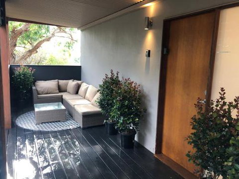 Carinya Coastal Cottage - Mackay Tourism 5