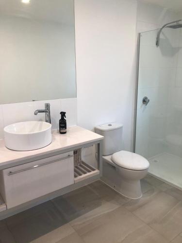 Carinya Coastal Cottage - Mackay Tourism 3