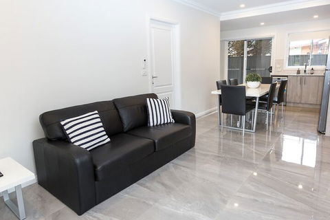 Wagga Apartments 2 - Mackay Tourism 5