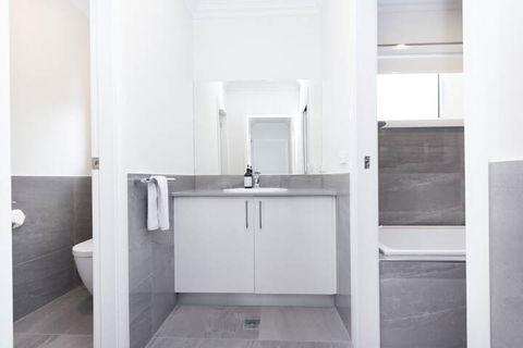 Wagga Apartments 2 - Mackay Tourism 6