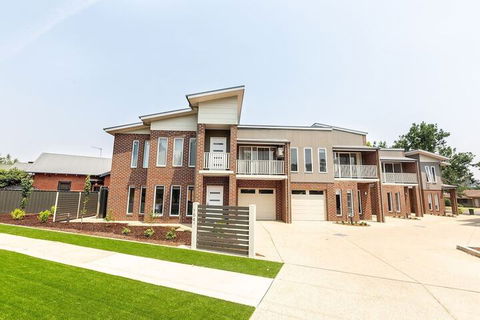 Wagga Apartments 4 - Mackay Tourism 5